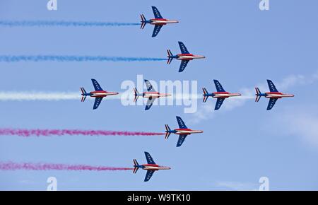 Alpha 8-jets de l'Armée de l'air française, l'équipe de vol acrobatique d'élite "Patrouille de France" à la Royal International Air Tattoo 2019 Banque D'Images