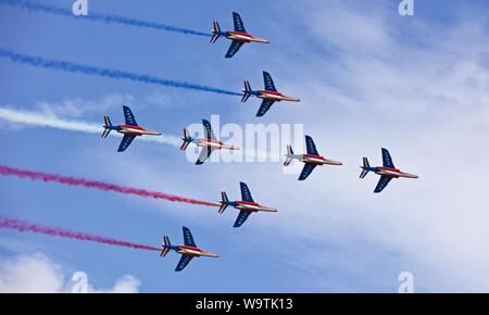 Alpha 8-jets de l'Armée de l'air française, l'équipe de vol acrobatique d'élite "Patrouille de France" à la Royal International Air Tattoo 2019 Banque D'Images