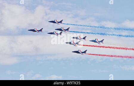 Alpha 8-jets de l'Armée de l'air française, l'équipe de vol acrobatique d'élite "Patrouille de France" à la Royal International Air Tattoo 2019 Banque D'Images