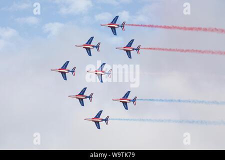 Alpha 8-jets de l'Armée de l'air française, l'équipe de vol acrobatique d'élite "Patrouille de France" à la Royal International Air Tattoo 2019 Banque D'Images