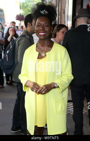 Appuyez sur la nuit pour 'Equus' tenu à la Trafalgar Studios, Whitehall - Arrivées en vedette : Floella Benjamin Où : London, Royaume-Uni Quand : le 15 Juil 2019 Crédit : Mario Mitsis/WENN.com Banque D'Images