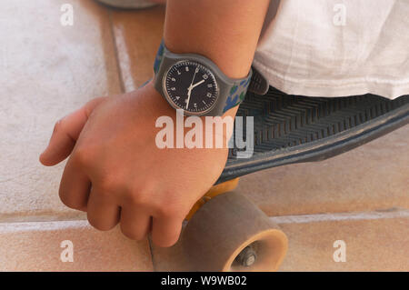 swatch smartwatch 2019