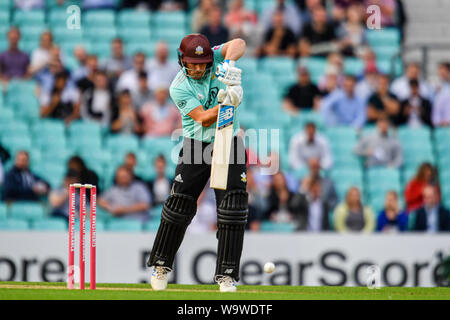 Londres, Royaume-Uni. Août 15, 2019. Aaron. Finch de Surrey Cricket Club pendant T20 Dispositif souffle de vitalité entre vs Surrey Sussex à la Kia Oval Cricket Ground le Jeudi, août 15, 2019 à Londres en Angleterre. Credit : Taka G Wu/Alamy Live News Banque D'Images