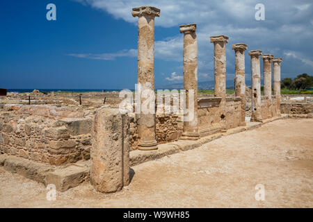 Piliers dans les ruines de la Maison de Theseus à Kato Pafos, Paphos, Chypre Banque D'Images