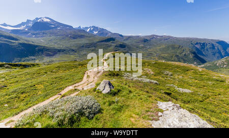 Le Oscarshaug point de vue au niveau national scenic route Sognefjellet entre Skjolden et Lorn en Sogn og Fjordane dans l'ouest de la Norvège. Banque D'Images