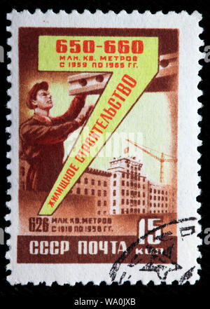 La construction, Plan de sept ans, timbre-poste, Russie, URSS, 1959 Banque D'Images