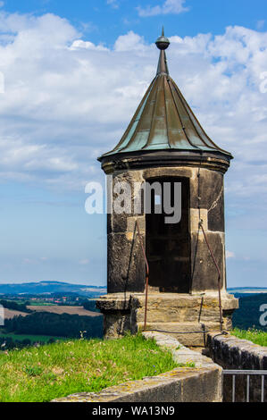 Tour d'observation à la forteresse médiévale Königstein Banque D'Images