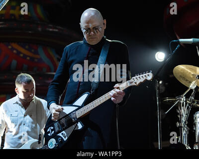 Alges, PORTUGAL : Smashing Pumpkins en live sur la 3e et dernière journée de festival NOS vivants en Alges, Samedi, Juillet 13, 2019. Avec : Billy Corgan Où : Lisboa, Portugal Quand : 13 Jul 2019 Crédit : Rui M Leal/WENN.com Banque D'Images