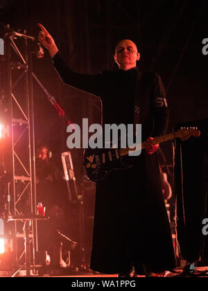 Alges, PORTUGAL : Smashing Pumpkins en live sur la 3e et dernière journée de festival NOS vivants en Alges, Samedi, Juillet 13, 2019. Avec : Billy Corgan Où : Lisboa, Portugal Quand : 13 Jul 2019 Crédit : Rui M Leal/WENN.com Banque D'Images