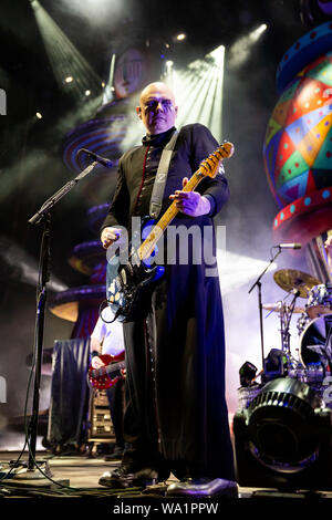 Alges, PORTUGAL : Smashing Pumpkins en live sur la 3e et dernière journée de festival NOS vivants en Alges, Samedi, Juillet 13, 2019. Avec : Billy Corgan Où : Lisboa, Portugal Quand : 13 Jul 2019 Crédit : Rui M Leal/WENN.com Banque D'Images