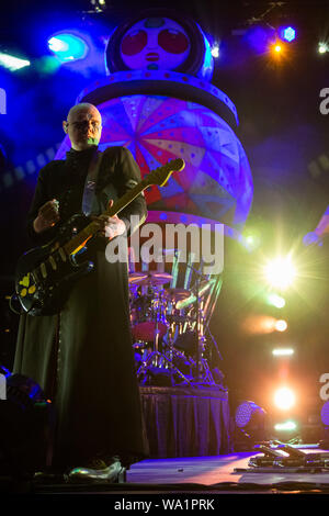 Alges, PORTUGAL : Smashing Pumpkins en live sur la 3e et dernière journée de festival NOS vivants en Alges, Samedi, Juillet 13, 2019. Avec : Billy Corgan Où : Lisboa, Portugal Quand : 13 Jul 2019 Crédit : Rui M Leal/WENN.com Banque D'Images