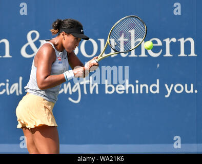 Mason, Ohio, USA. Août 16, 2019. Naomi Osaka joue Sofia Kenin (USA)à l'Ouest et le Sud de l'ouvrir en cours de lecture le 16 août 2019 au Lindner Family Tennis Center à Mason, en Ohio. © Leslie Billman/Tennisclix : Cal Crédit Sport Media/Alamy Live News Banque D'Images