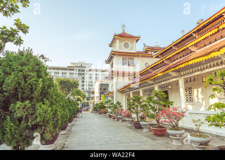 Da nang, Vietnam : Toa Buu Trung Hung Cao Dai, un temple de Caodaist à Hai Phong Street. Banque D'Images