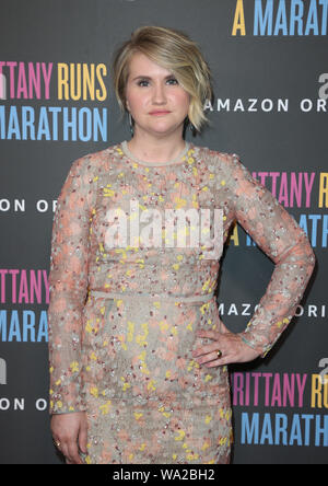 15 août 2019, Los Angeles, Californie, États-Unis : LOS ANGELES, CA - 15 AOÛT : Jillian Bell, à la Premiere of Amazon Studios ''Brittany Runs A Marathon'' au Regal Cinemas L.A. Live à Los Angeles, Californie le 15 août 2019. Crédit : Faye Sadou/MediaPunch Banque D'Images