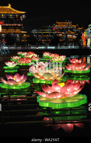 Xi 'an datang furong lanternes de jardin Banque D'Images