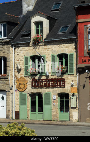 Restaurant crêperie en place Théodore Decker, Vannes, Morbihan, Bretagne, France Banque D'Images