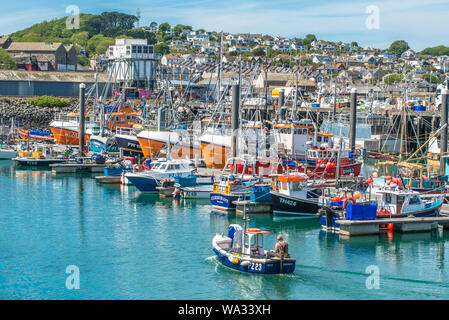 Le port de pêche de Newlyn village près de Penzance en Cornouailles, Angleterre, Royaume-Uni. Banque D'Images