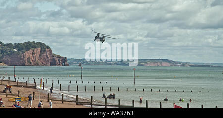 Plus de Chinook Teignmouth Banque D'Images