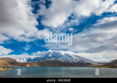 Muztagh ata peak Banque D'Images