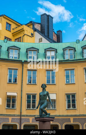 Carré de Branting cour intérieure (Brantingtorget) et statue Morgen à Gamla Stan, la vieille ville, Stockholm, Suède - Banque D'Images