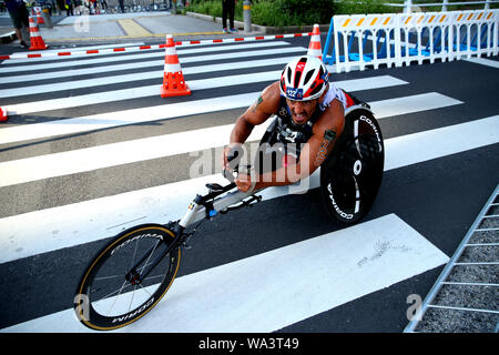 Odaiba, Tokyo, Japon. Août 17, 2019. Ahmed Andaloussi (FRA) : 2019 Triathlon Triathlon ITU Coupe du monde Para Tokyo Men's PTWC à Odaiba, Tokyo, Japon . Credit : Yohei Osada/AFLO SPORT/Alamy Live News Banque D'Images