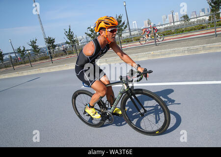 Odaiba, Tokyo, Japon. Août 17, 2019. € Hideki Uda (JPN) Triathlon : 2019 Coupe du monde de triathlon ITU Para Tokyo Men's PTS4 à Odaiba, Tokyo, Japon . Credit : Yohei Osada/AFLO SPORT/Alamy Live News Banque D'Images