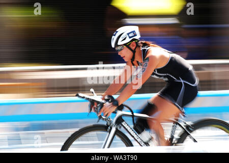 Odaiba, Tokyo, Japon. Août 17, 2019. Mami Tani (JPN) Triathlon : 2019 Coupe du monde de triathlon ITU Para Tokyo Women's PTS4 à Odaiba, Tokyo, Japon . Credit : Yohei Osada/AFLO SPORT/Alamy Live News Banque D'Images