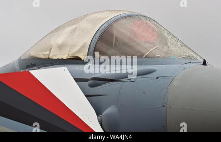 De l'air allemande (Luftwaffe) Eurofighter Typhoon avec illustrations spéciales célébrant la guerre mondiale 1 l'as pilote Manfred von Richthofen "Baron Rouge" Banque D'Images