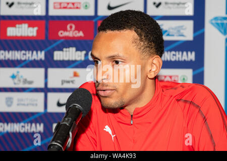 BIRMINGHAM, Royaume-Uni. Août 17, 2019. André de Grasse du Canada (100m - Triple médaillé olympique, 2016) au cours du Grand Prix de Birmingham 2019 Muller Conférence de presse pré-événement du Crowne Plaza Hotel le Samedi, Août 17, 2019 à Birmingham en Angleterre. Credit : Taka G Wu/Alamy Live News Banque D'Images