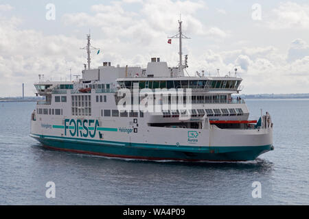 Le moteur électrique et à proximité de AURORA ferry OLIVIER AUDY berth à Elseneur / Helsingør après les 20 minutes de route de Helsingborg, Suède. Banque D'Images
