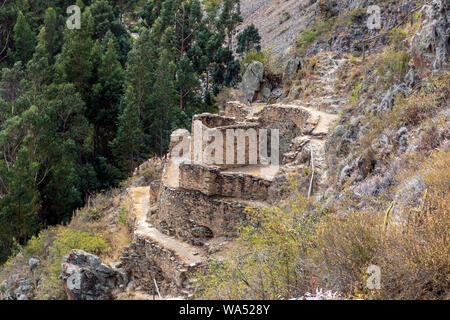 Ruines d'Ollantaytambo : ruines de signification religieuse en grande partie, la dernière et la plus importante des structures défensives de l'époque inca, la Vallée Sacrée des Incas Banque D'Images