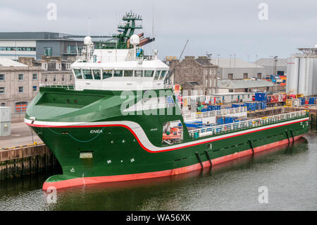 Le navire de ravitaillement offshore Enea à Port au Port d'Aberdeen. Banque D'Images