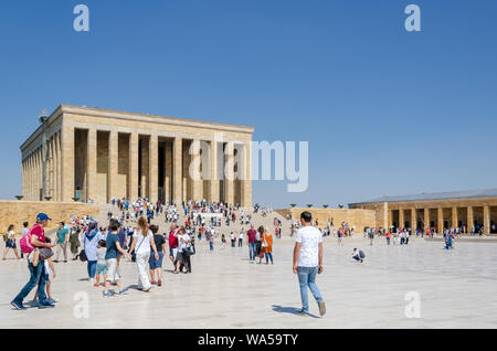 ANKARA, TURQUIE - le 29 juillet 2019 : les touristes visitant le mausolée d'Atatürk, Anitkabir, tombeau monumental de Mustafa Kemal Ataturk, Banque D'Images