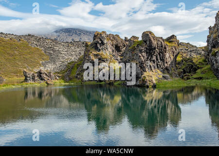 Des roches de lave à Djupalondssandur Beach, Snaefellsjokull NP, l'Islande Banque D'Images