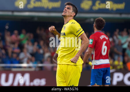 Gerard Moreno de Villarreal CF fête son but pendant le match Villareal CF v Granada CF, de LaLiga saison 2019/2019. Le football. La Ceramica Stadium. Villarreal, Espagne, 17 août 2019. Banque D'Images