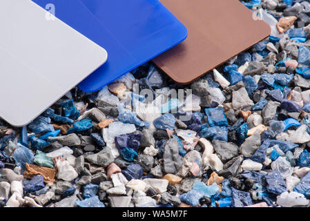 En plastique de couleur de broyats in lab Banque D'Images