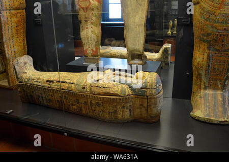 Cité du Vatican - 5 avril 2016 : un ancien sarcophage égyptien dans les Musées du Vatican Banque D'Images