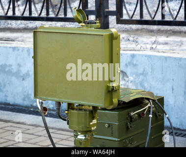 Mourmansk, Russie - 22 Avril 2019 : Fragment d'un radar de reconnaissance à courte portée gare SRB-5 Banque D'Images