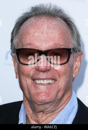 (Dossier) Peter Fonda meurt à 79. BEVERLY HILLS, LOS ANGELES, CALIFORNIE, USA - Mai 06 : l'acteur Peter Fonda arrive à Goldie Hawn Goldie annuel dans l'amour pour les enfants tenu à Ron Burkle's Green Acres Estate le Mai 06, 2016 à Beverly Hills, Los Angeles, Californie, États-Unis. (Photo par Xavier Collin/Image Press Office) Banque D'Images