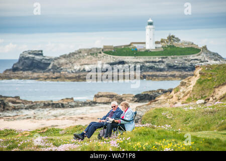 Le phare de Godrevy, Baie de St Ives, Cornwall, Angleterre, Royaume-Uni, Europe. Banque D'Images