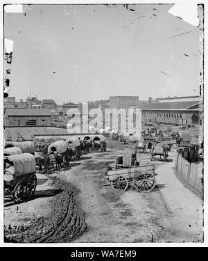 Atlanta, Géorgie. Les wagons de l'armée fédérale railroad depot Banque D'Images