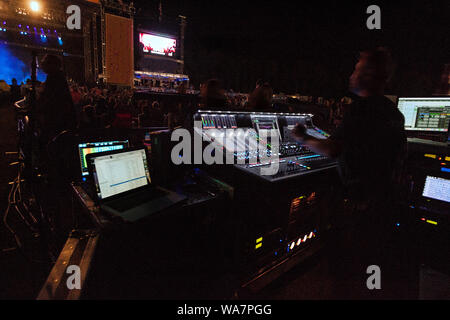 Voir l'harmonie de concert de musique en plein air à Banque D'Images