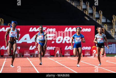 BIRMINGHAM, ANGLETERRE - 18 août : Shaunae Miller-Uibo Asher-Smith (BAH) Dina (GBR) Shelly-Ann Fraser-Pryce (JAM) Marie-Josée Ta Lou (CIV) qui se font concurrence sur le 200 m lors de la Grand Prix de Birmingham Muller & événement IAAF Diamond League à Alexander Stadium le 18 août 2019 à Birmingham en Angleterre. Gary Mitchell/ Alamy Live News Banque D'Images