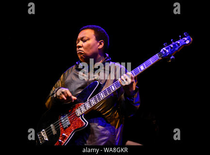 Meshell Ndegeocello, bassiste de jazz et de funk Banque D'Images