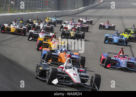 Long Pond, Massachusetts, USA. Août 18, 2019. La série IndyCar NTT équipes prennent le drapeau vert pour commencer la course pour l'approvisionnement ABC 500 à Pocono Raceway à Long Pond en Pennsylvanie. (Crédit Image : © Walter G Arce Sr meule Medi/ASP) Banque D'Images