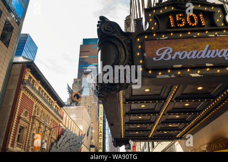 Paramount Building, 1501 Broadway, situé entre les 43e et 44e Rue Ouest dans le Times Square, New York City, le 24 mai, 2019 Banque D'Images