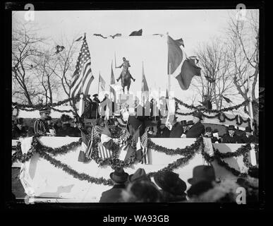 Cérémonie à Jeanne d'Arc, Meridian Hill Memorial Park, Washington, D.C. Banque D'Images