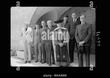 Défilé de l'église de St Andrews Church par la 1ère Ba.[]. L'Argyll et Sutherland Highlanders le 26 mai '40. Groupe avec le Dr Maclean & anciens de l'église Banque D'Images