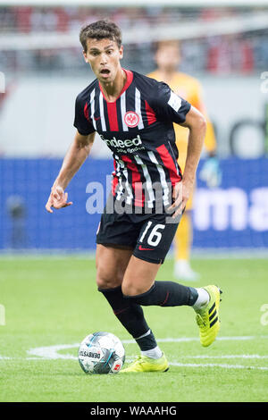 Frankfurt, Deutschland. Août 15, 2019. Lucas TORRO (F) avec balle, individu avec ball, Action, plein la figure, à la verticale, le soccer de la Ligue Europa, Qualification, 3ème tour, de retour, l'Eintracht Francfort (F) - FC Vaduz (VAD) 1 : 0, le 15.08.2019 à Francfort/Allemagne. Utilisation dans le monde entier | Credit : dpa/Alamy Live News Banque D'Images