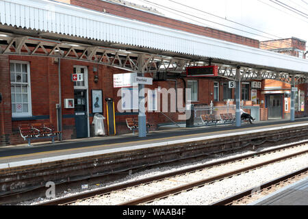 La gare de Shenfield Essex la banlieue riche banlieue de Brentwood, la station est ouverte en 1843 Banque D'Images